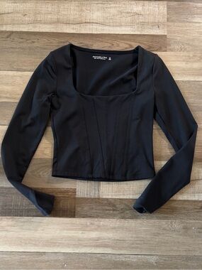 Abercrombie & Fitch Black Square-Neck Long Sleeve Crop Top